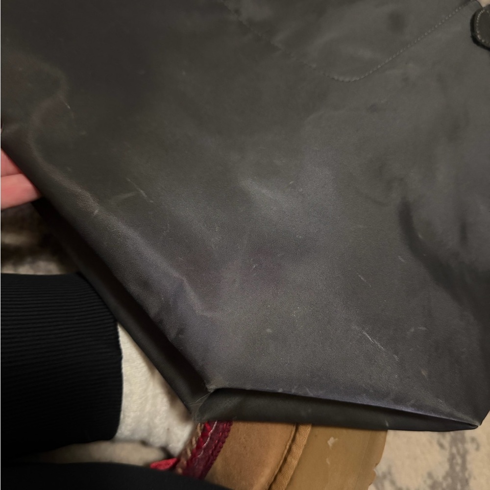 Longchamp dark gray Tote Bag with wear on bottom - Picture 7 of 15